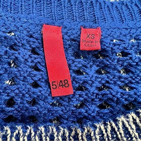 5/48 by Saks 5th Avenue Blue Gold Metallic Sweater Size XS - Picture 13 of 13